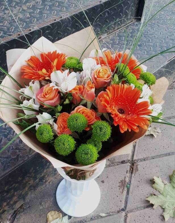 Букет цветов из: Герберы, Хризантемы, Альстромерии и Розы в Чемодановке
