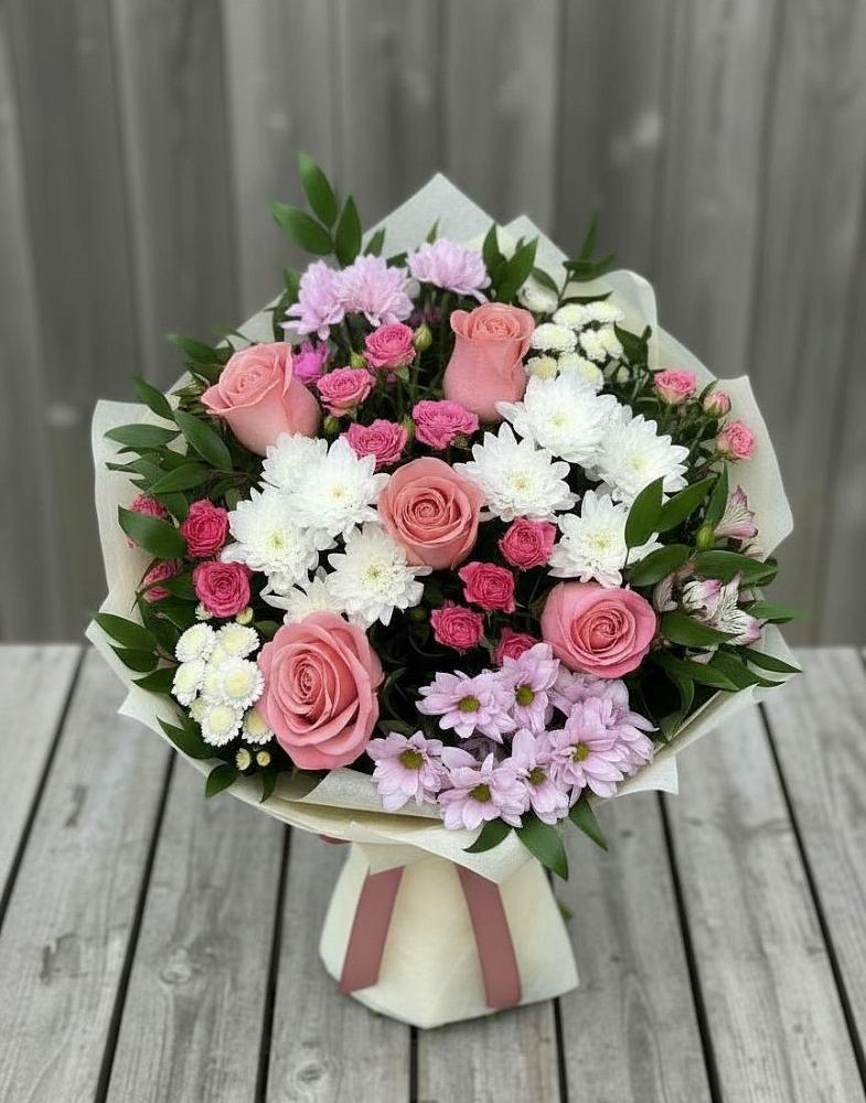 Букет цветов из: Альстромерии, Гвоздики, Розы и Хризантемы в Чемодановке