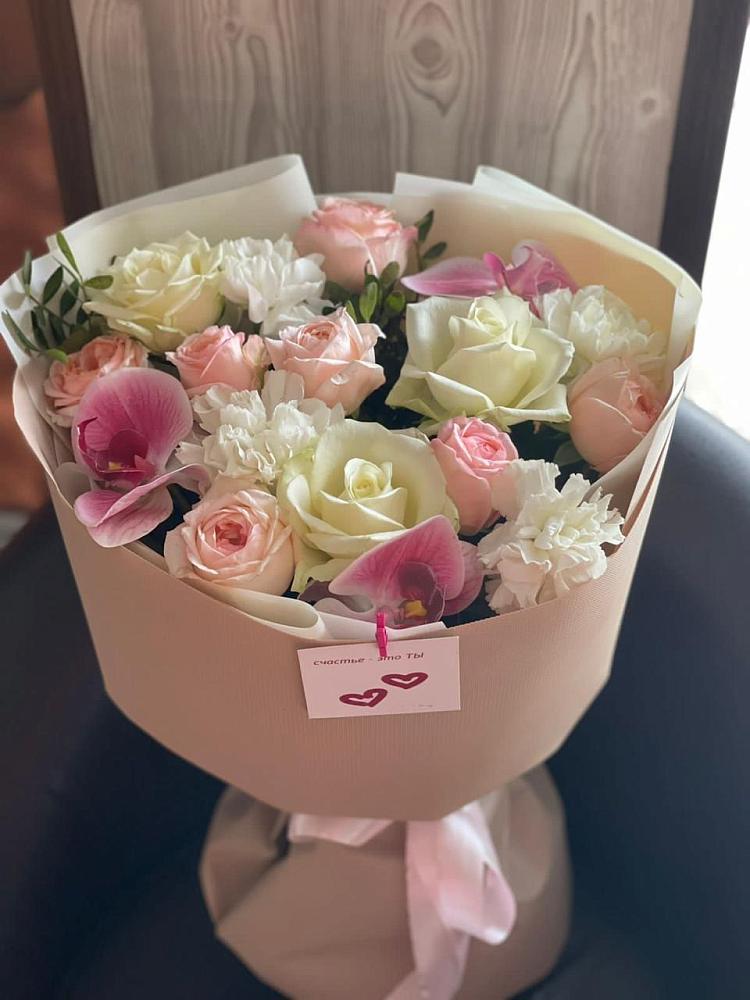 Букет цветов из: Орхидеи, Розы и Гвоздики в Чемодановке