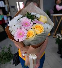 Букет цветов из:  Герберы, Розы и Хризантемы в Чемодановке