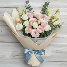 Букет цветов из:  Лизиантусы в Чемодановке
