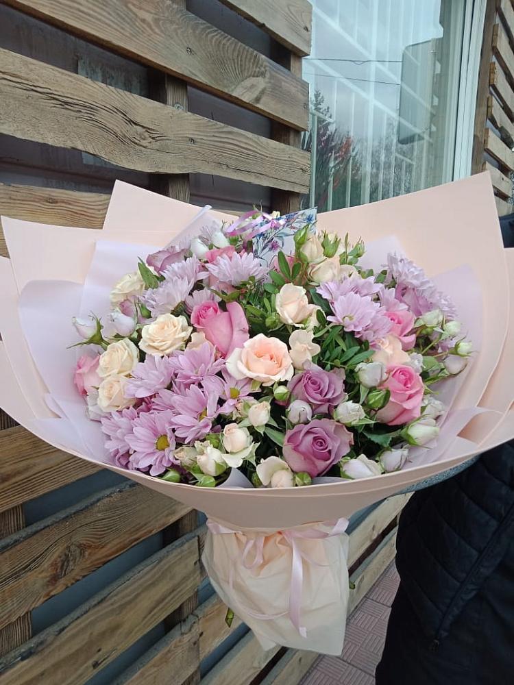 Букет цветов из: Розы и Хризантемы в Чемодановке