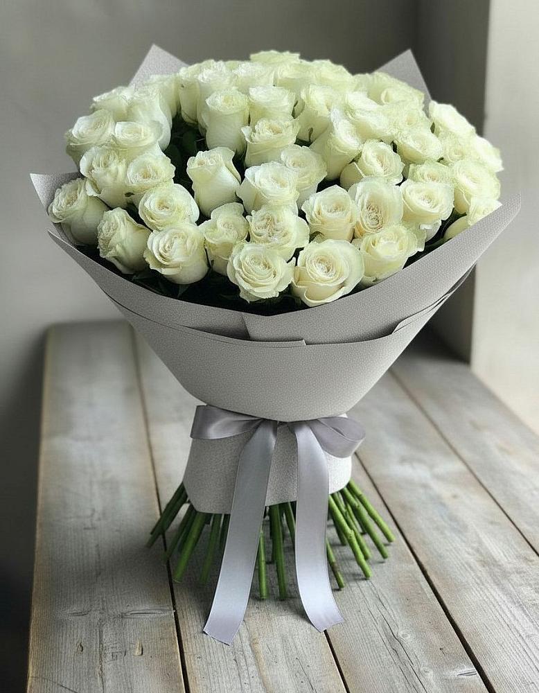 Букет 35 Белых роз в Чемодановке