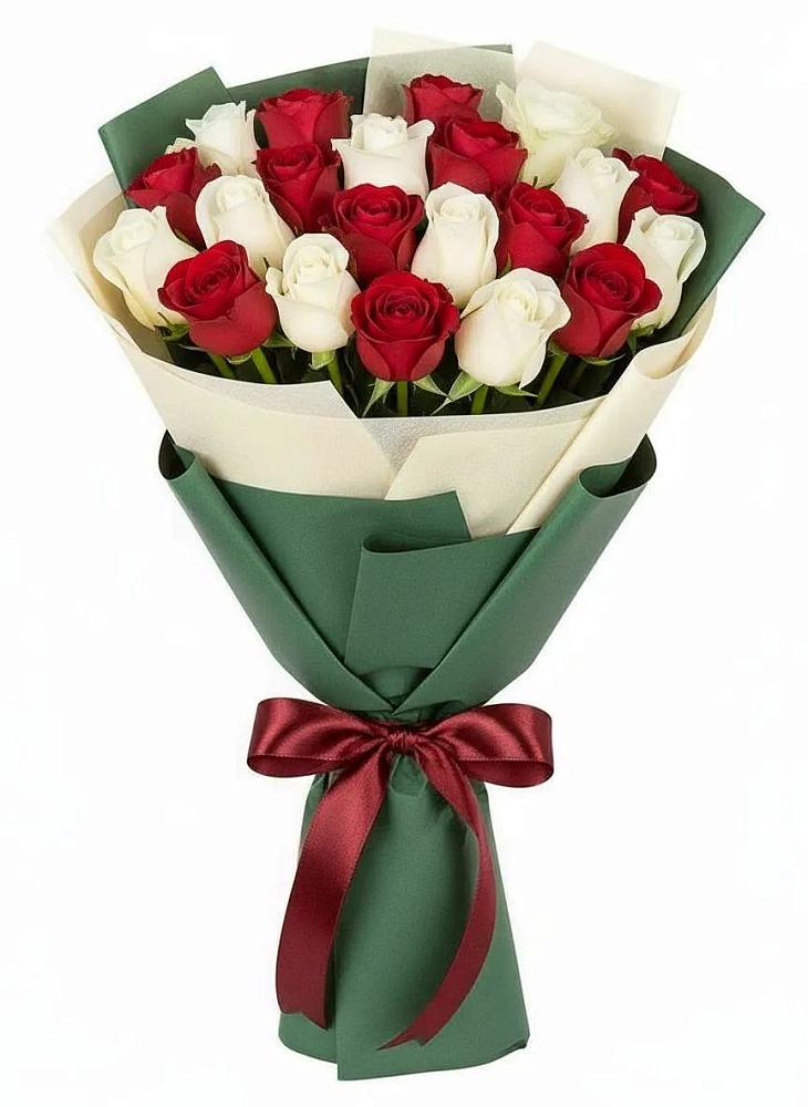 Букет Микс из красных и белых роз в Чемодановке