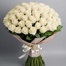 Букет 101 беля роза Белоснежка в Чемодановке