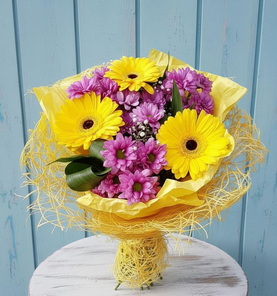 Букет цветов из: Хризантемы и Герберы в Чемодановке