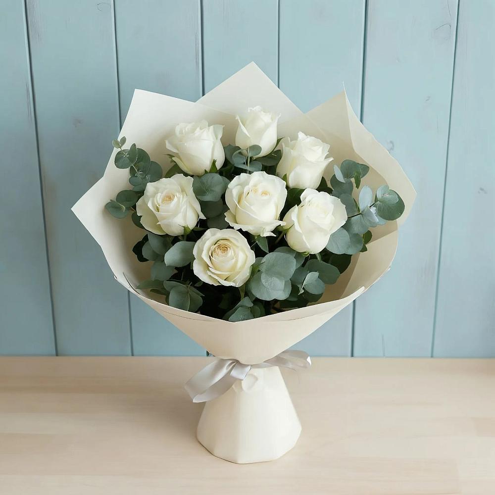 Букет Белые розы в Эвкалипте в Чемодановке