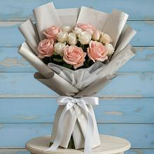 Букет цветов из:  Розы #REPLACE_PRED# Чемодановке
