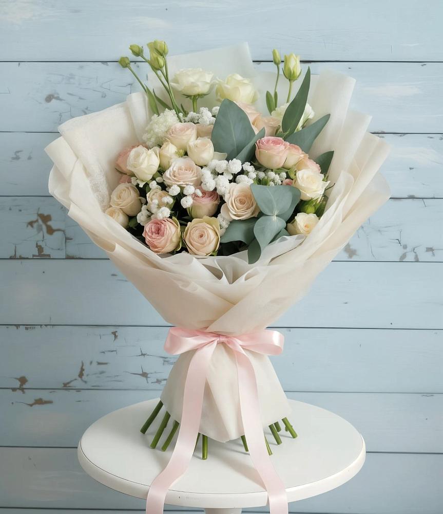 Букет цветов из: Розы и Лизиантусы в Чемодановке