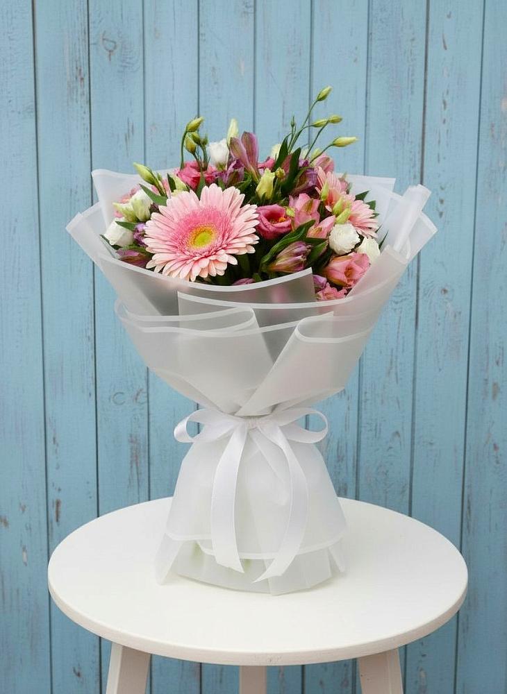 Букет цветов из: Герберы, Альстромерии и Лизиантусы в Чемодановке