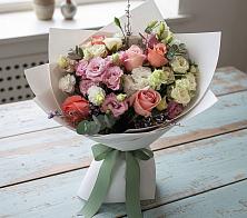 Букет цветов из:  Розы, Лизиантусы и Гвоздики в Чемодановке